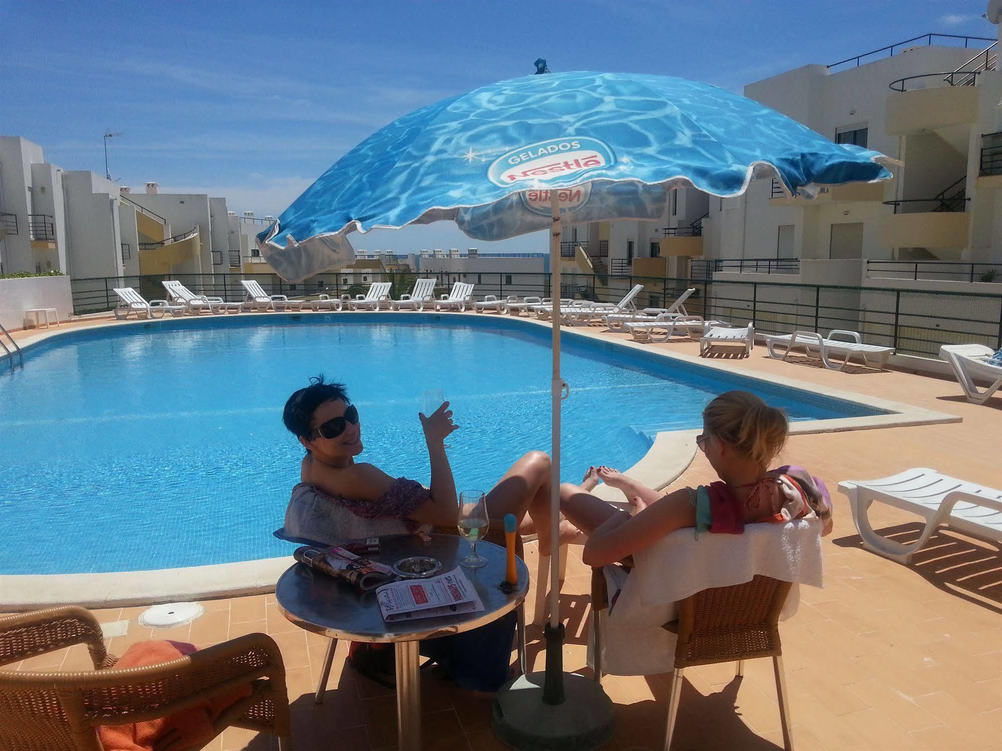 Clube Meia Praia 拉哥斯 外观 照片