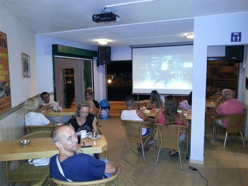 Clube Meia Praia 拉哥斯 外观 照片